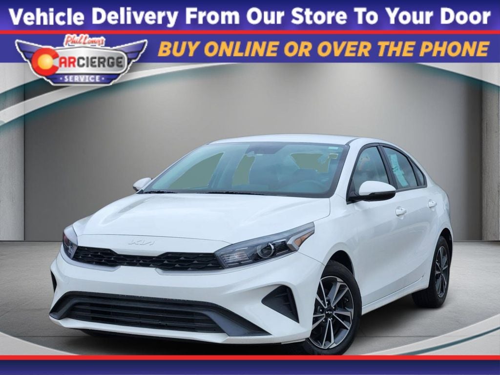 2024 Kia Forte LXS AT's photo
