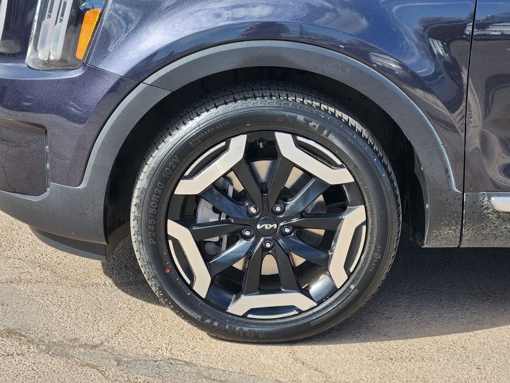 2025 Kia Telluride S - Photo 10