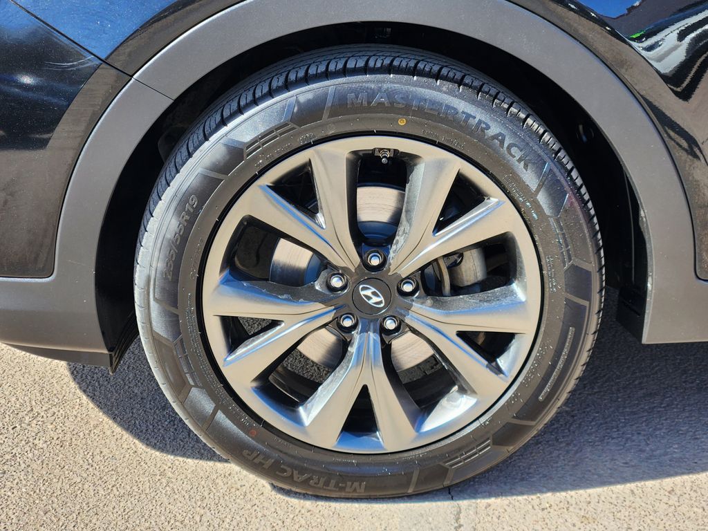 Image 10 of 2018 Hyundai Santa Fe Sport 2.0L Turbo Ultimate SUV