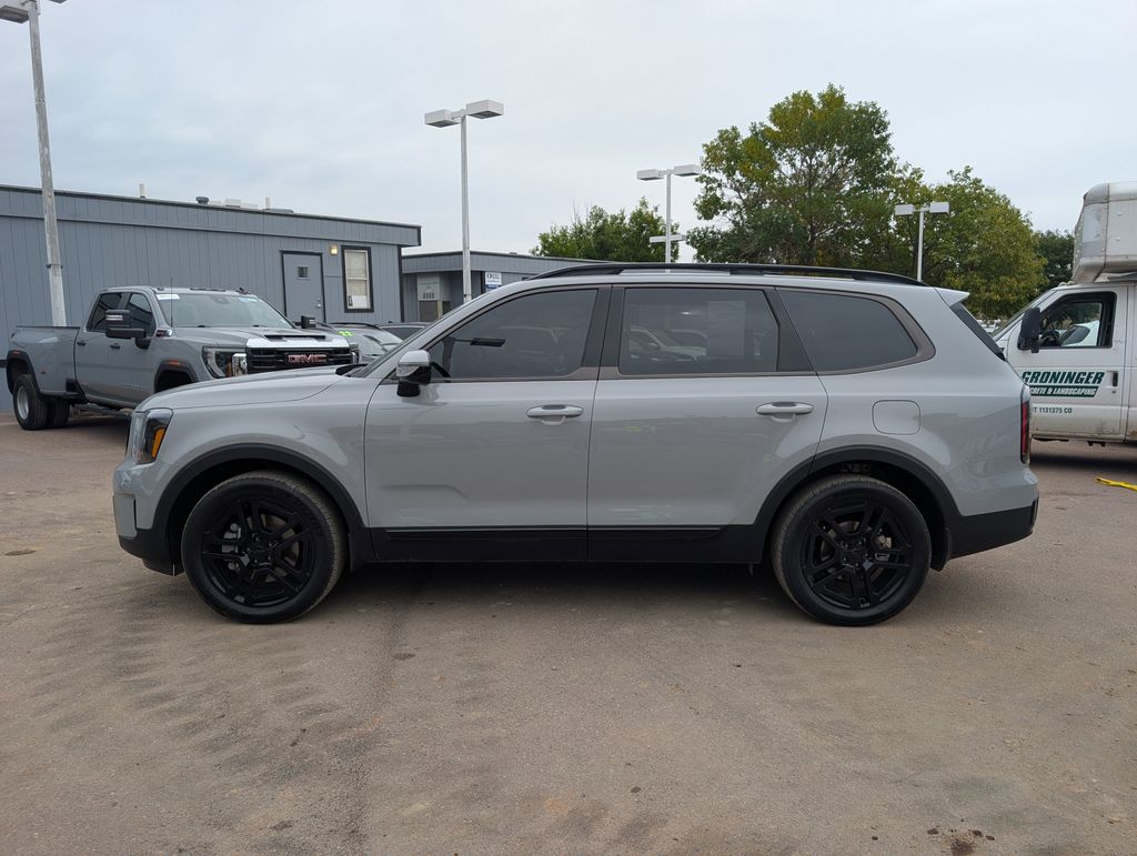 2025 Kia Telluride SX X-Line photo 2