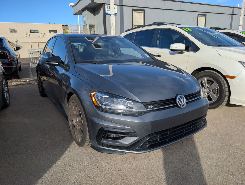 2018 Volkswagen Golf R Base photo 4