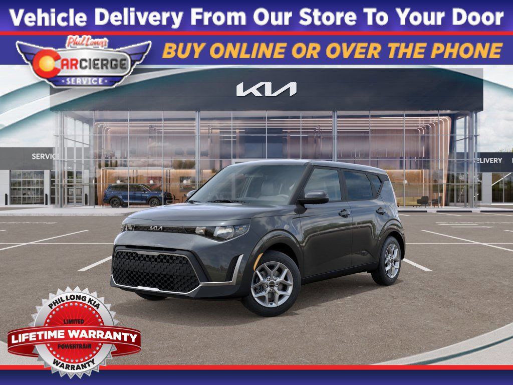 2025 Kia Soul LX's photo