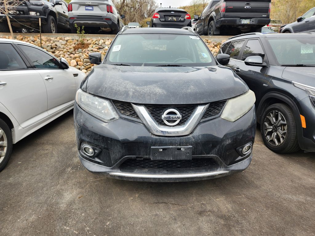 2016 Nissan Rogue SL photo 2