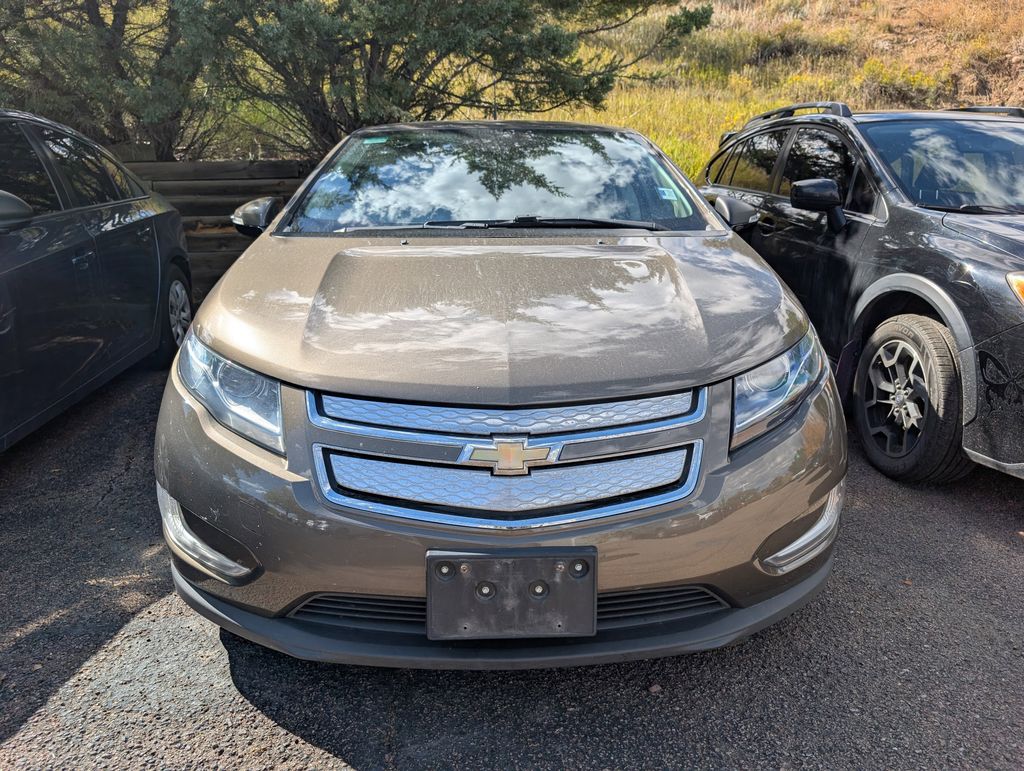 2014 Chevrolet Volt Base photo 2