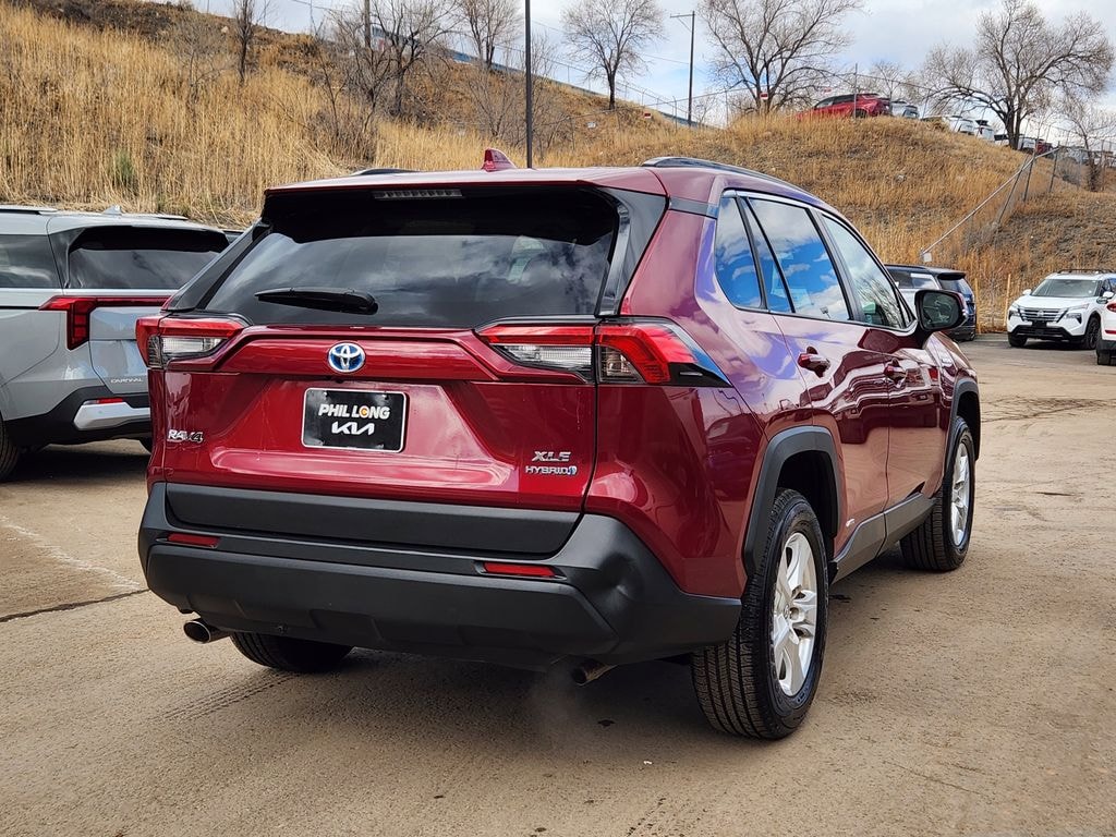 Used 2021 Toyota RAV4 Hybrid XLE SUV