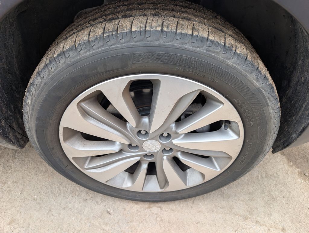 2018 Buick Encore Preferred photo 4