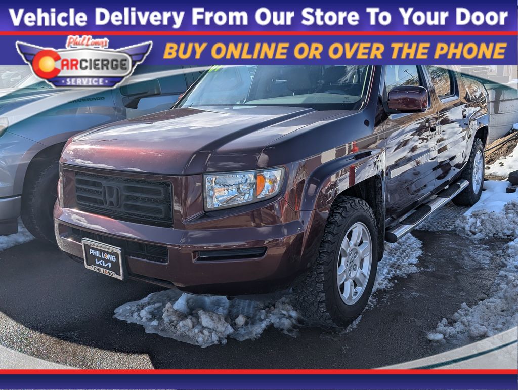 2007 Honda Ridgeline RTS photo 2