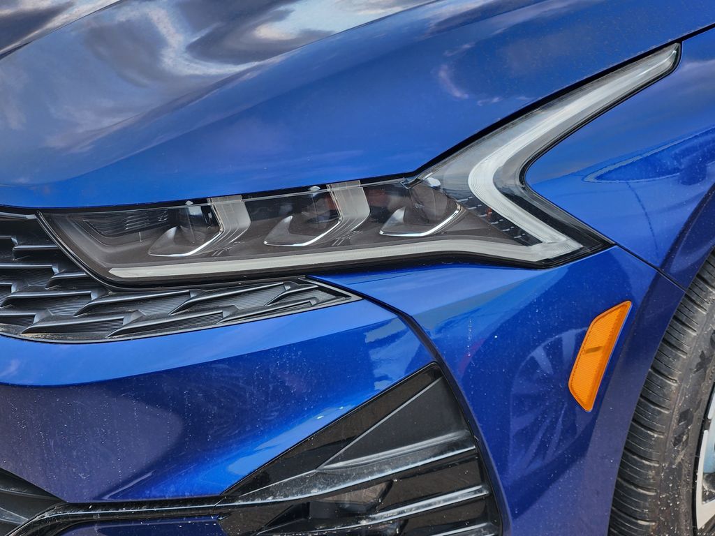 2024 Kia K5 GT-Line photo 4