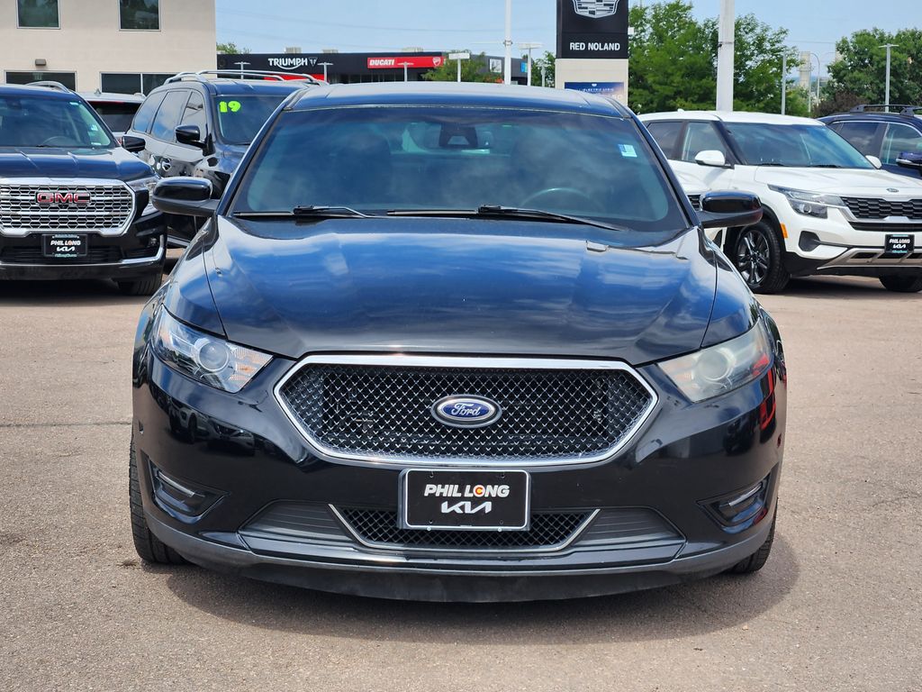 2016 Ford Taurus SHO photo 2