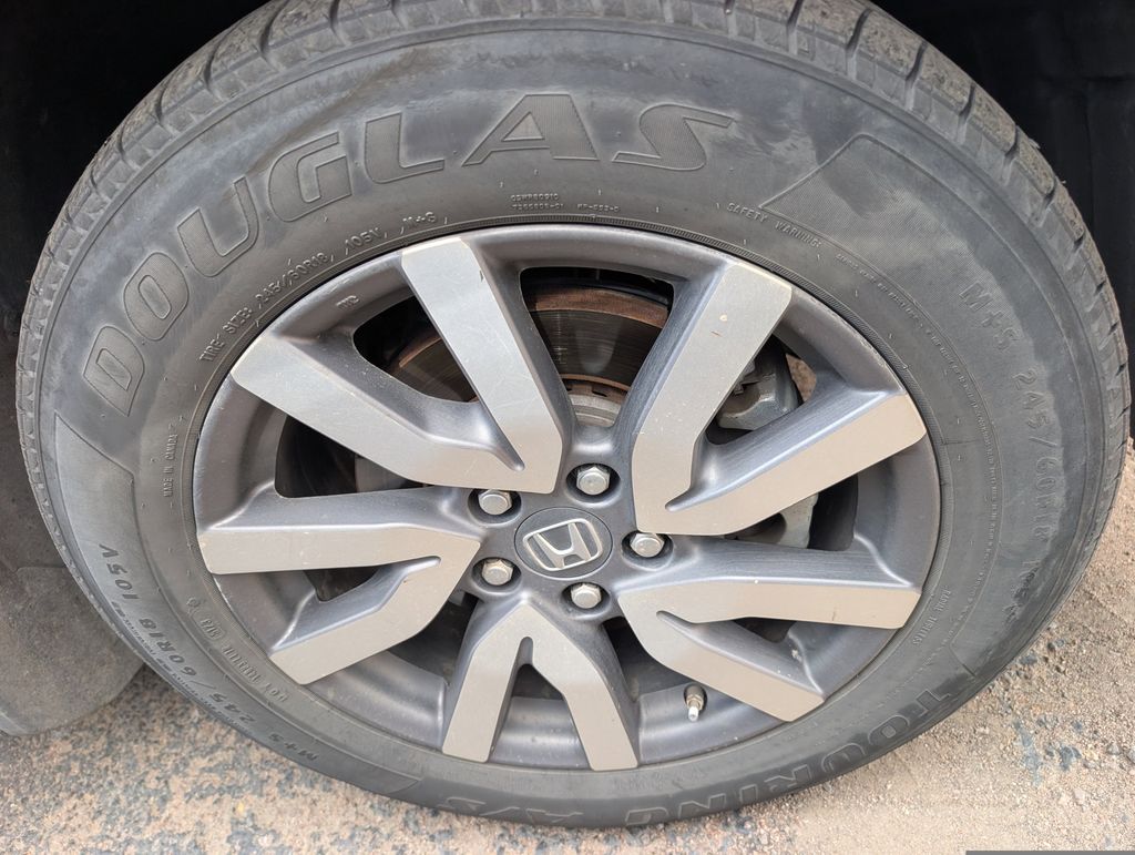 2020 Honda Pilot EX-L photo 3