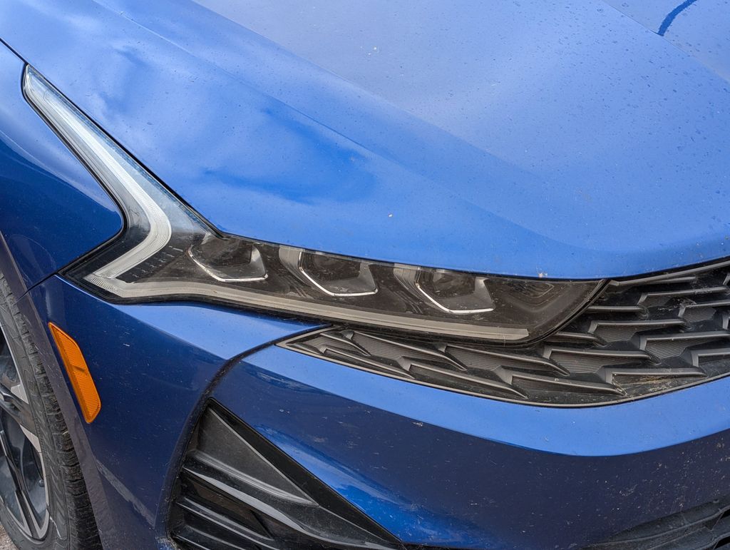 2021 Kia K5 GT-Line photo 4