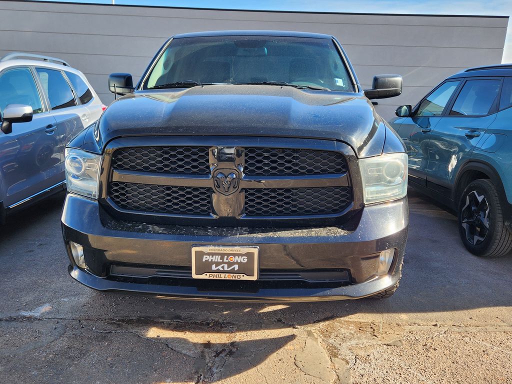 2014 Ram 1500 Tradesman Express photo 3
