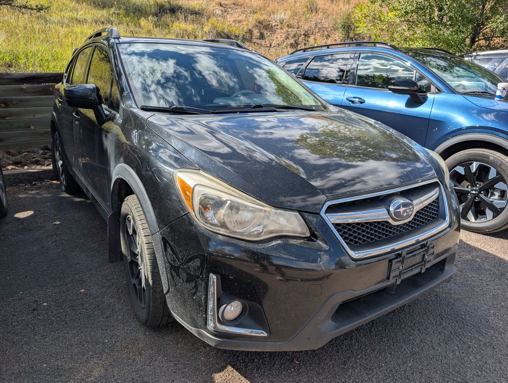 2017 Subaru Crosstrek 2.0i Premium photo 3
