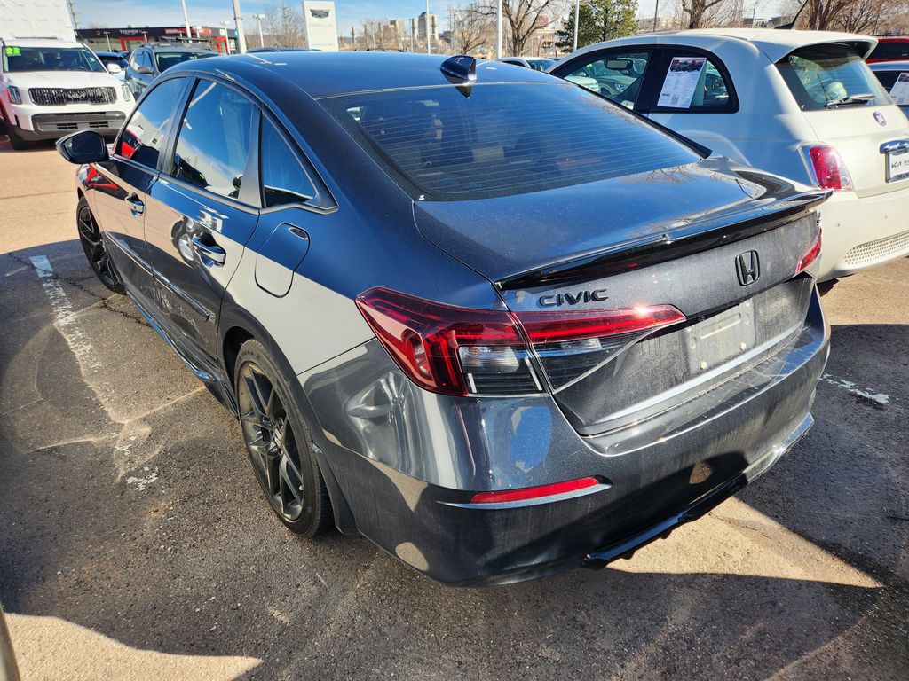 2025 Honda Civic Sport photo 4
