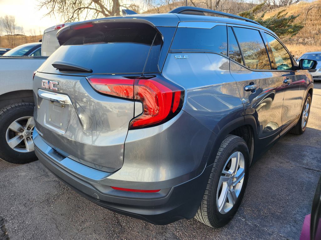 2020 Gmc Terrain SLE photo 4