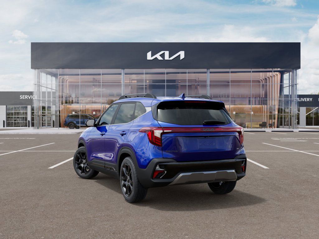 2025 Kia Seltos X-Line photo 3