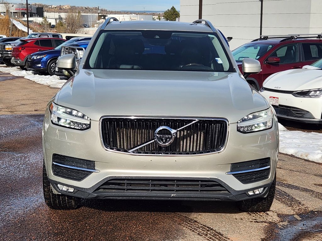 2016 Volvo XC90 T6 Momentum Sport photo 2