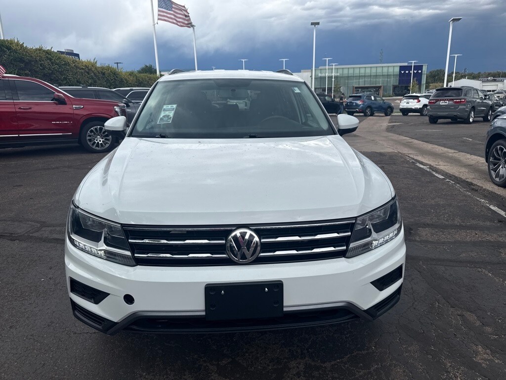 2020 Volkswagen Tiguan S photo 2