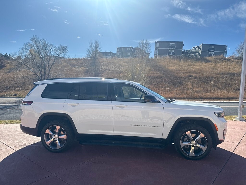 2021 Jeep Grand Cherokee Limited photo 4