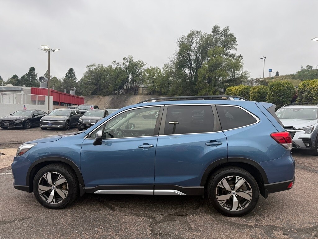 2021 Subaru Forester Touring photo 4