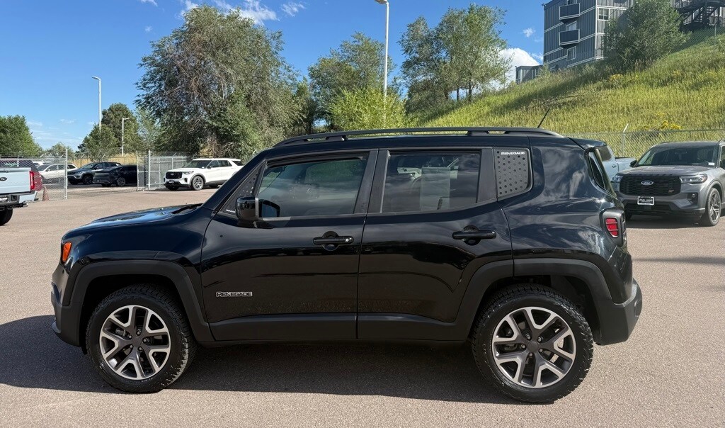 2016 Jeep Renegade Latitude photo 4