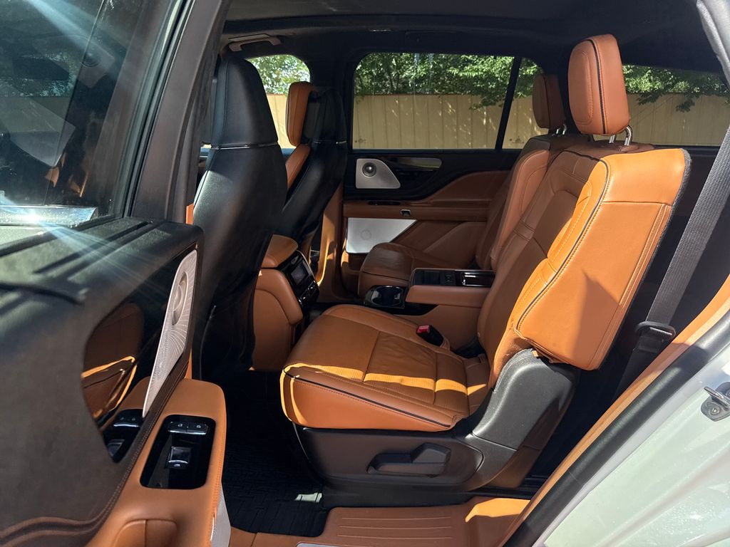 2023 Lincoln Aviator Black Label - Photo 19