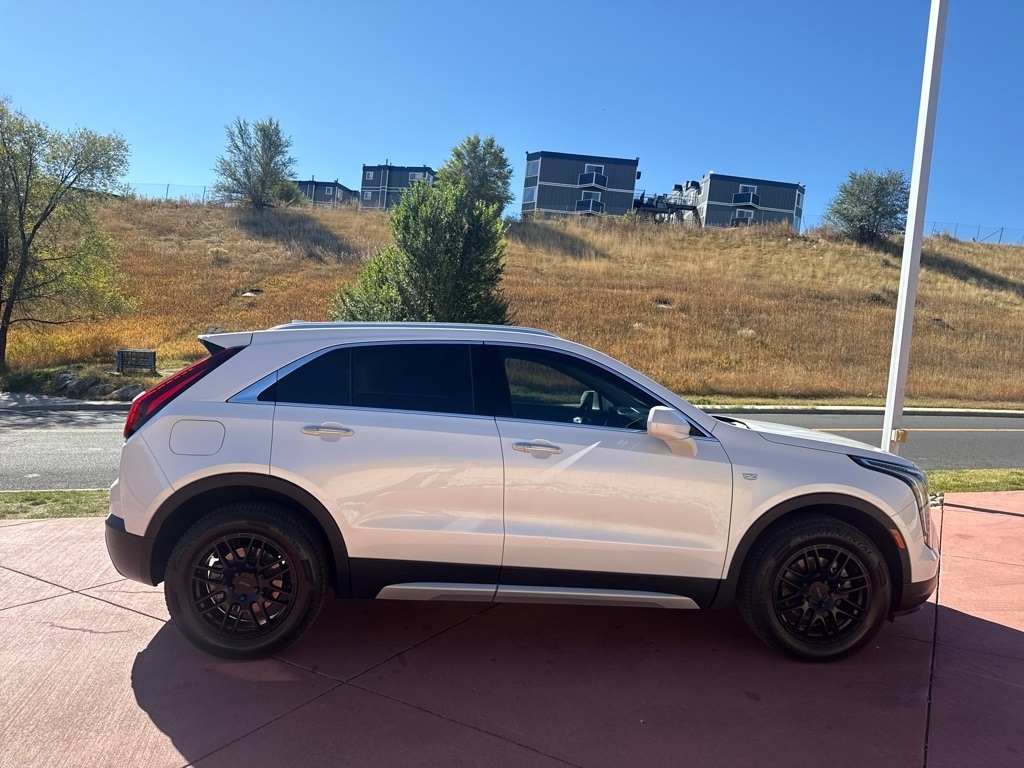 Used 2019 CADILLAC XT4 Premium Luxury SUV