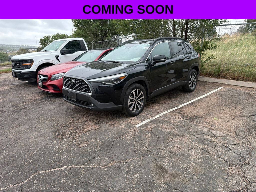 2024 Toyota Corolla Cross XLE AWD's photo