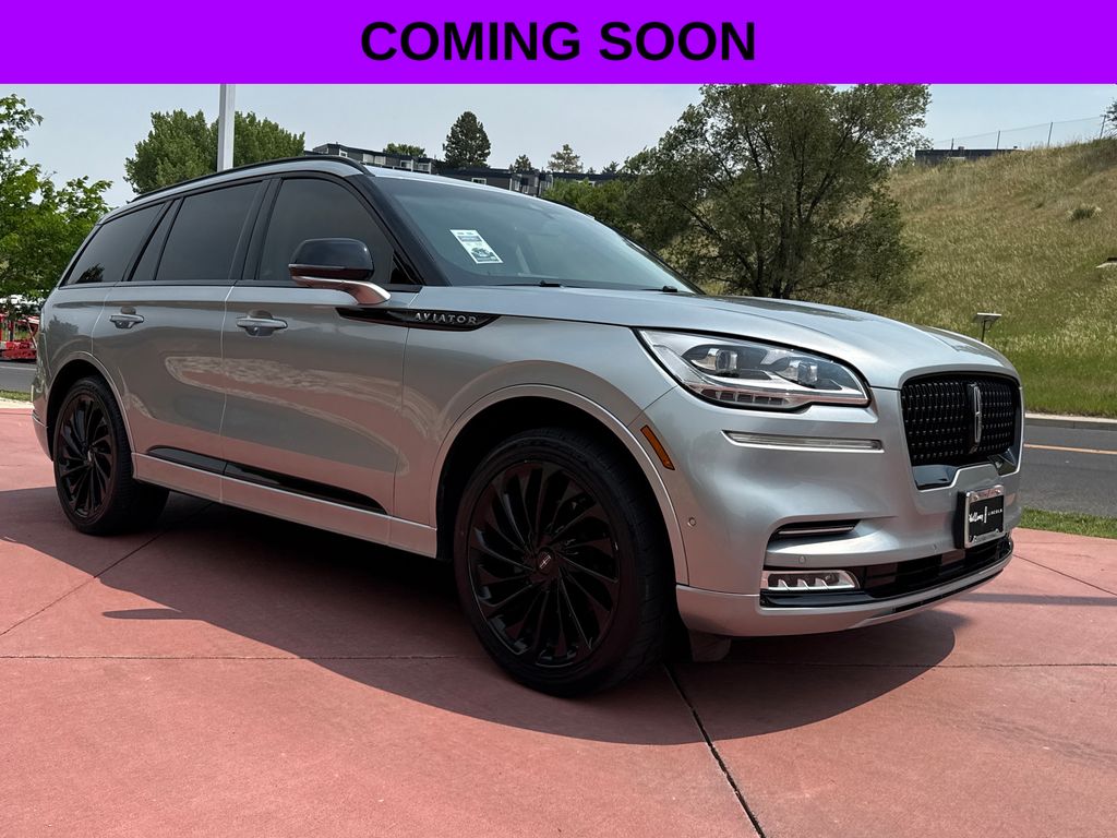 2023 Lincoln Aviator Reserve AWD's photo