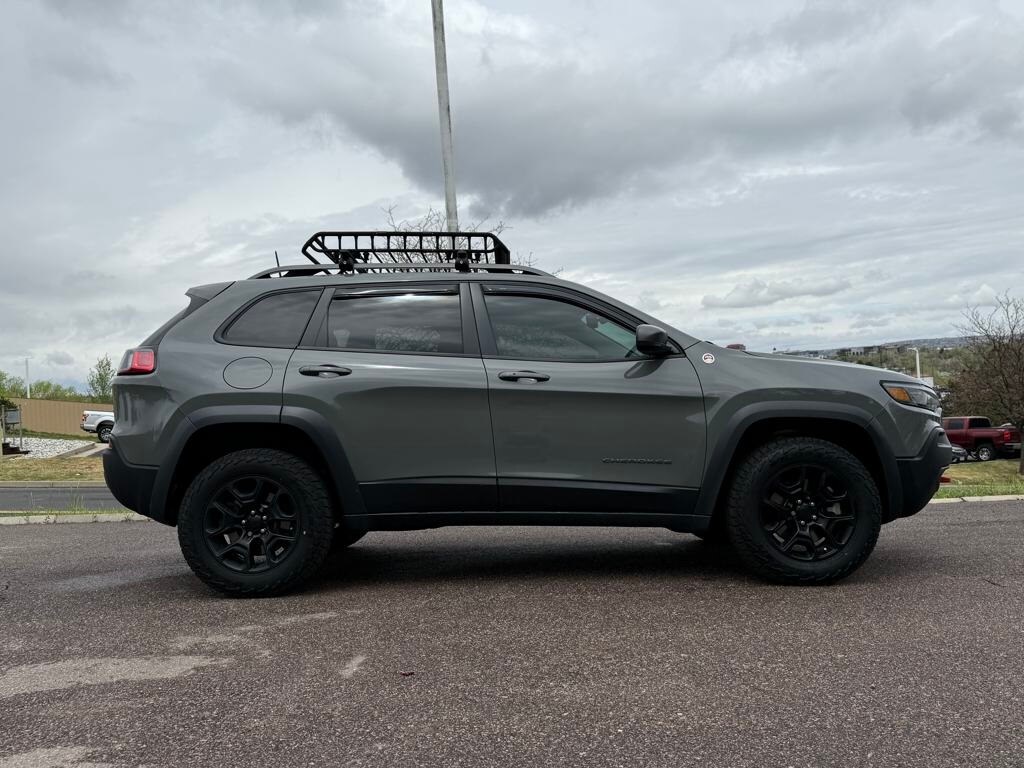 Image 8 of 2019 Jeep Cherokee Trailhawk 4x4 SUV