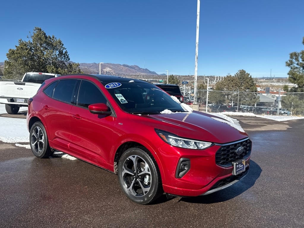 2023 Ford Escape ST-Line Select