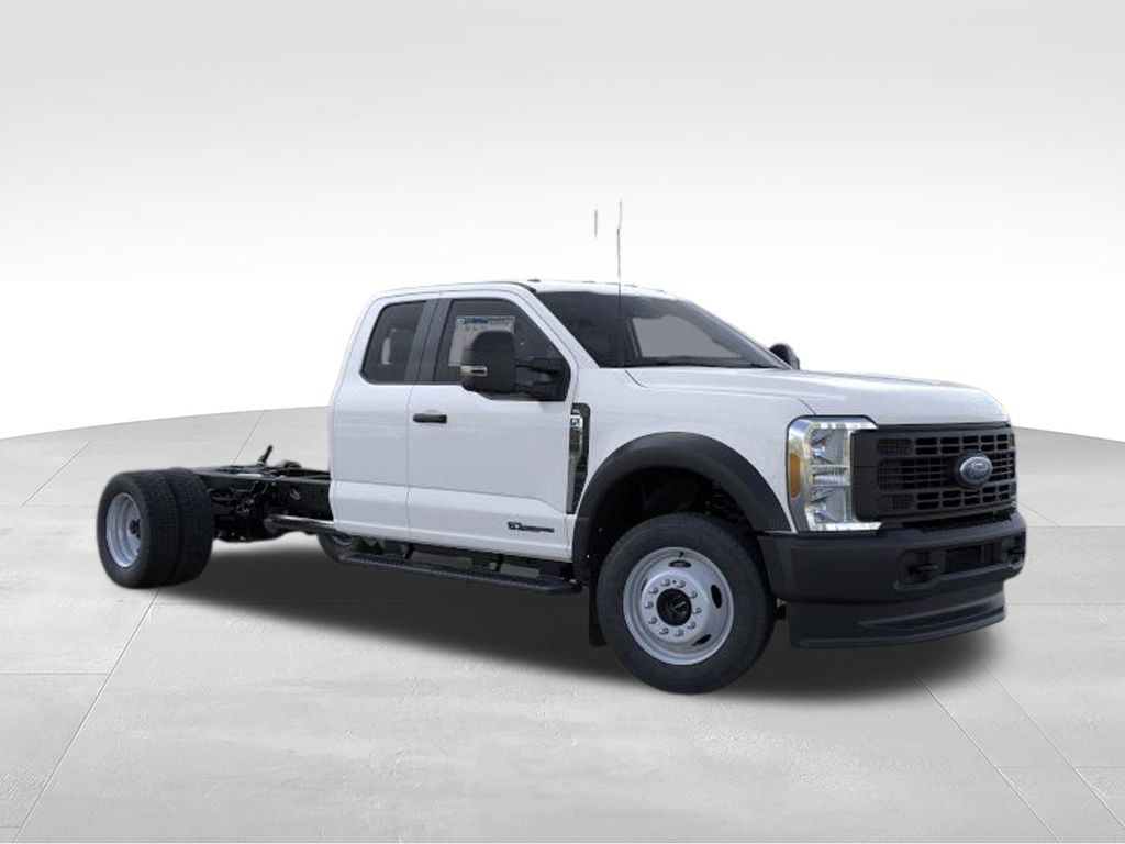 2026 Ford F-550 Super Duty Chassis Cab XL - Photo 7