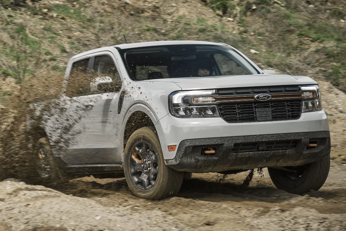 A front profile of the 2023 Ford Maverick Tremor Off Road package.