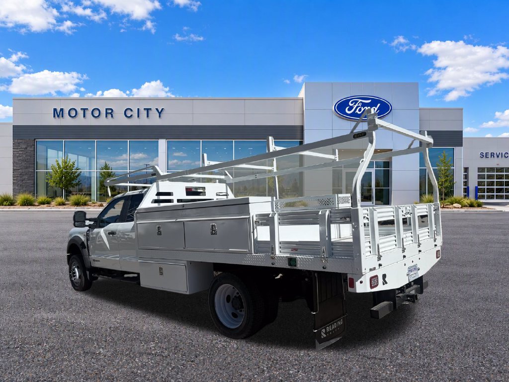 2025 Ford F-550 Super Duty Chassis Cab XL - Photo 5