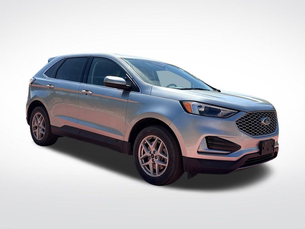 2024 Ford Edge SEL AWD's photo