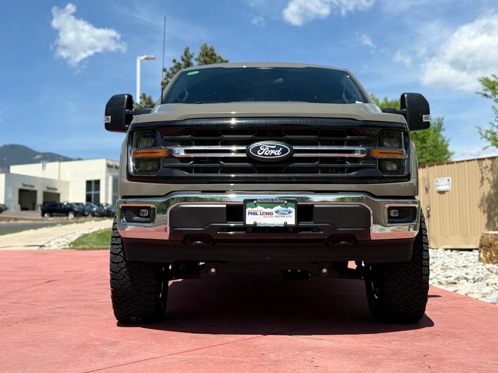 2025 Ford F-150 XLT photo 2