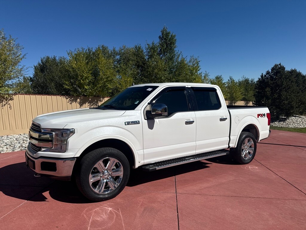 2020 Ford F-150 Lariat photo 2