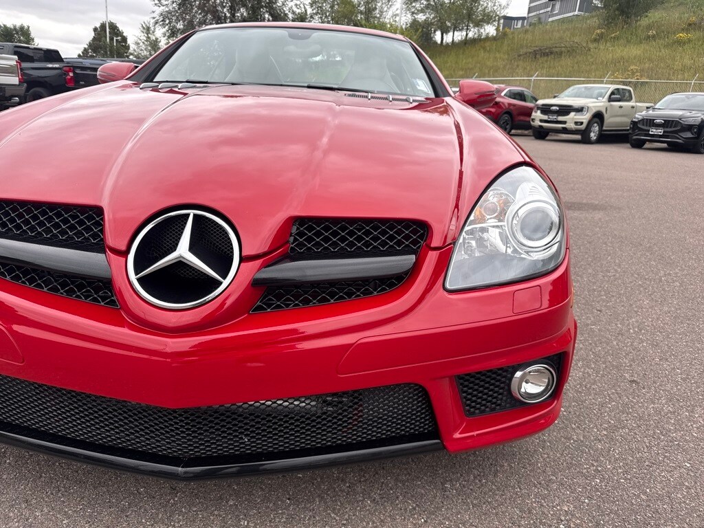 2010 Mercedes Benz SLK 55 AMG photo 4