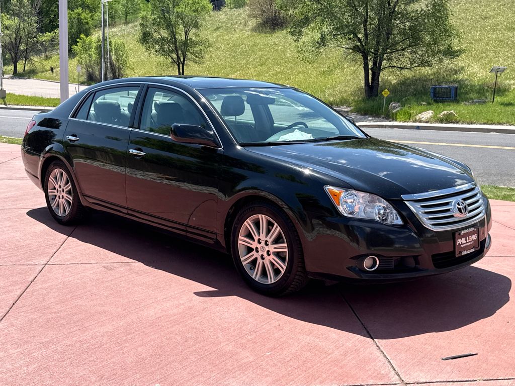 2008 Toyota Avalon Limited's photo