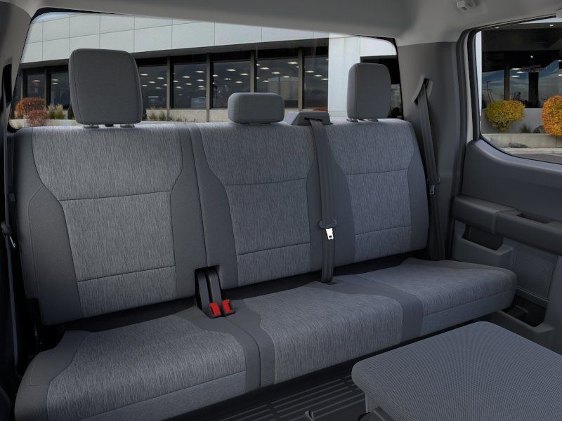 2025 Ford F-550 Super Duty Chassis Cab XL - Photo 11