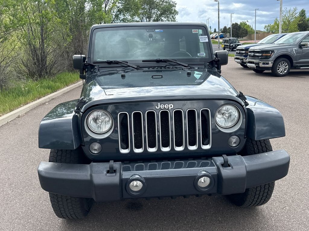 Used 2016 Jeep Wrangler Unlimited Sahara SUV