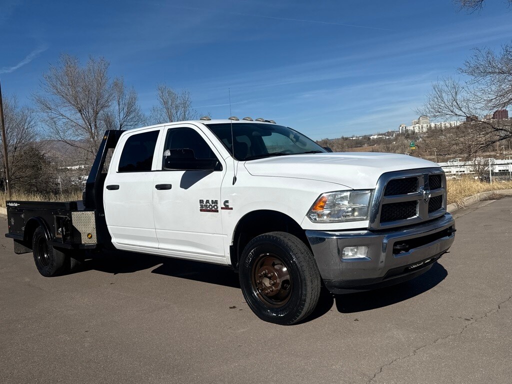 2017 Ram 3500 Tradesman photo 3