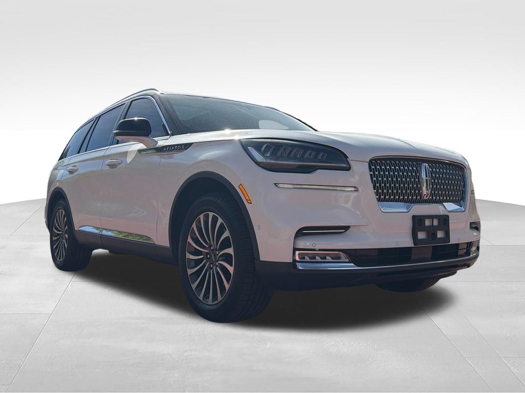 2021 Lincoln Aviator Reserve AWD's photo