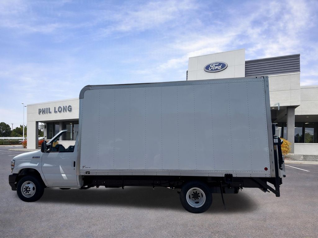 2026 Ford E-Series Cutaway Base - Photo 8