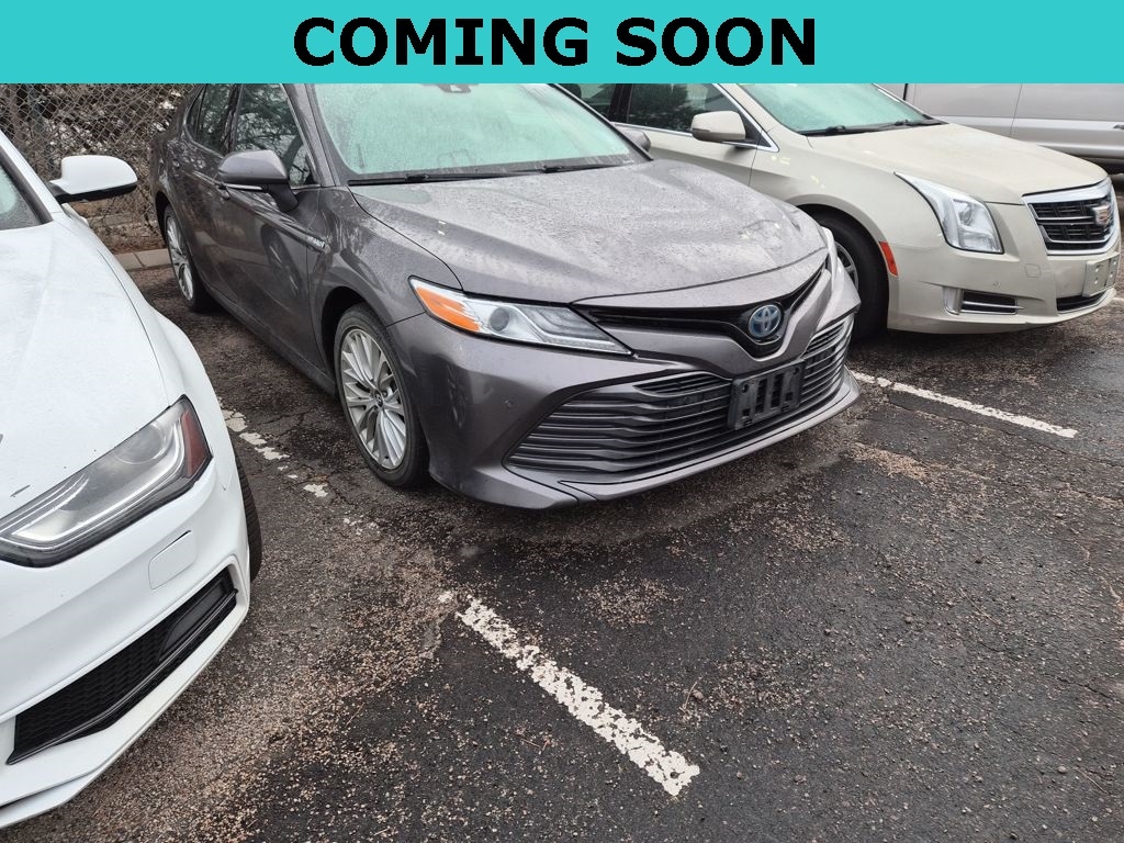 Used 2018 Toyota Camry Hybrid XLE Sedan