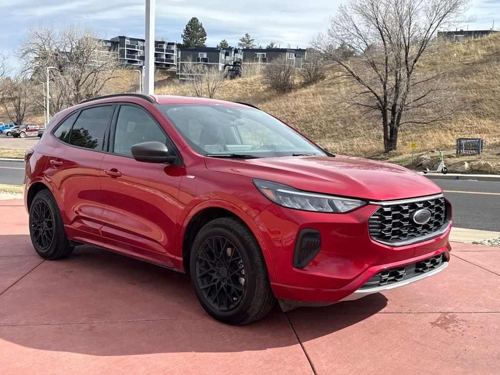 2024 Ford Escape ST-Line