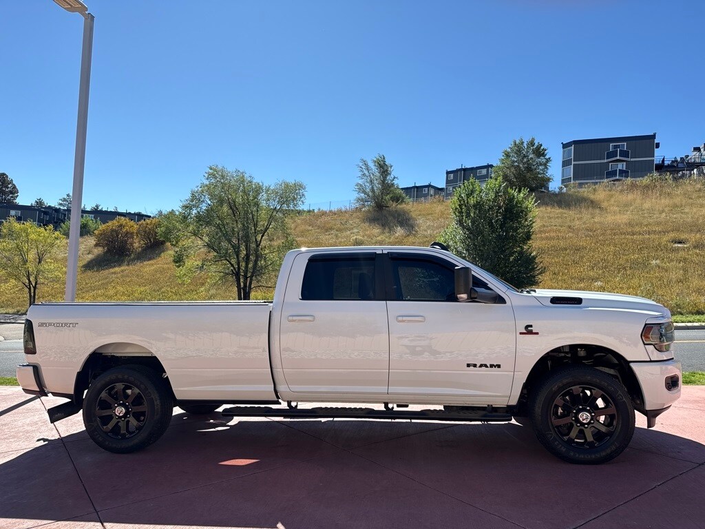 2021 Ram 3500 Big Horn photo 4
