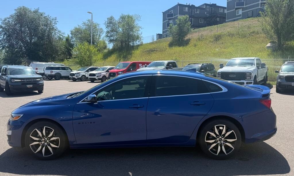 2023 Chevrolet Malibu RS photo 3