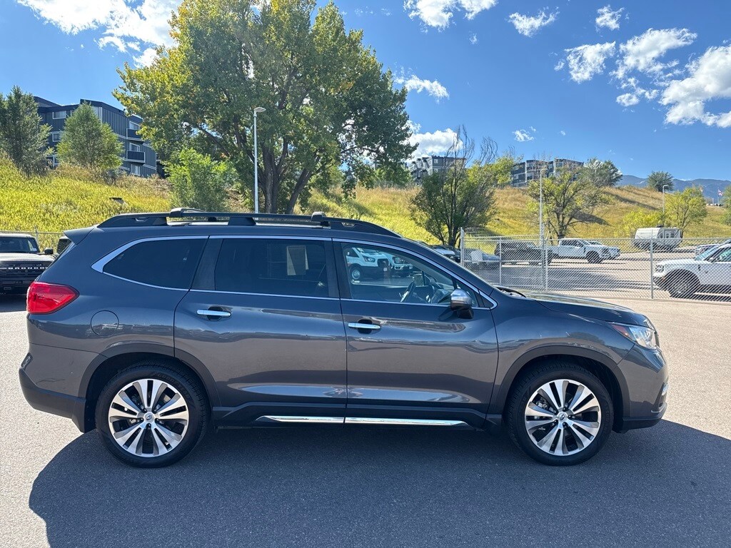 2021 Subaru Ascent Touring photo 4