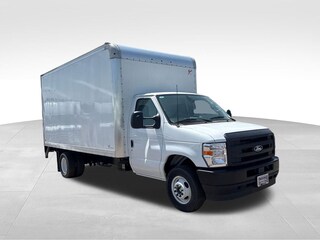 2026 Ford E-450 Cutaway Base Cab/Chassis
